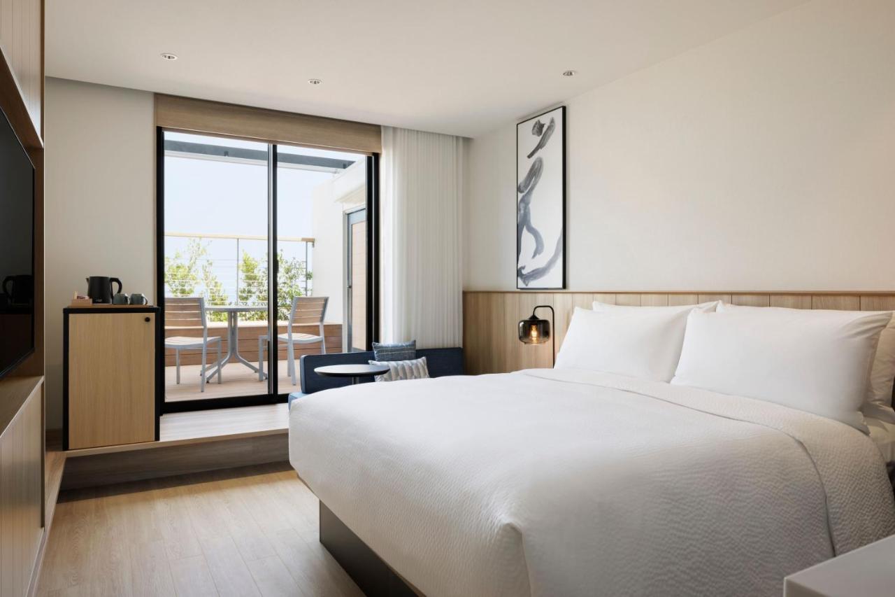 Hotel Fairfield By Marriott Hyogo Awaji Higashiura Extérieur photo