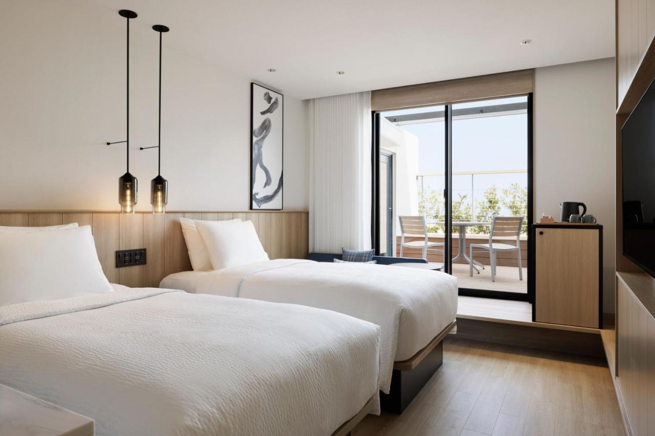 Hotel Fairfield By Marriott Hyogo Awaji Higashiura Extérieur photo